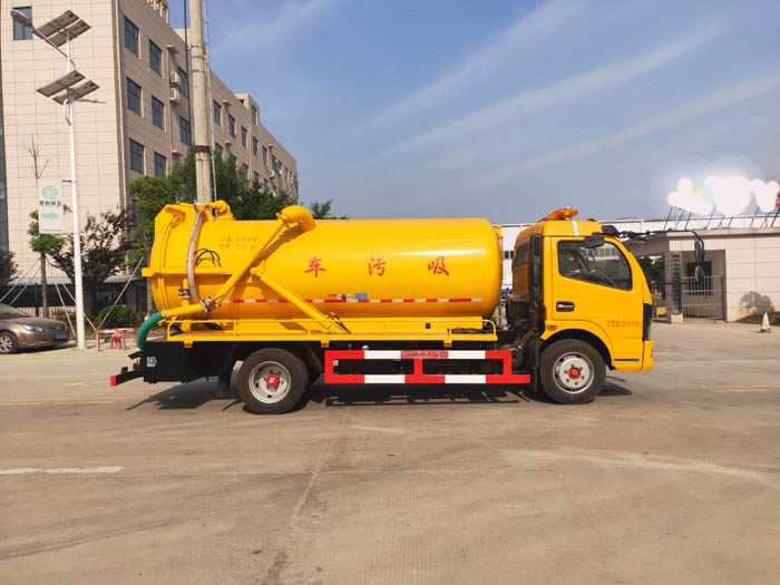 國六東風(fēng)大多利卡8方吸污車