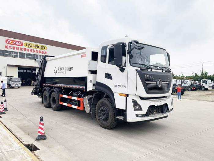 國六18立方東風(fēng)天龍后雙橋壓縮垃圾車